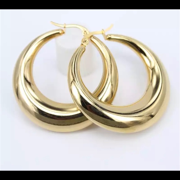 New 18K Gold 1.5” Hoop Earrings - Picture 2 of 7
